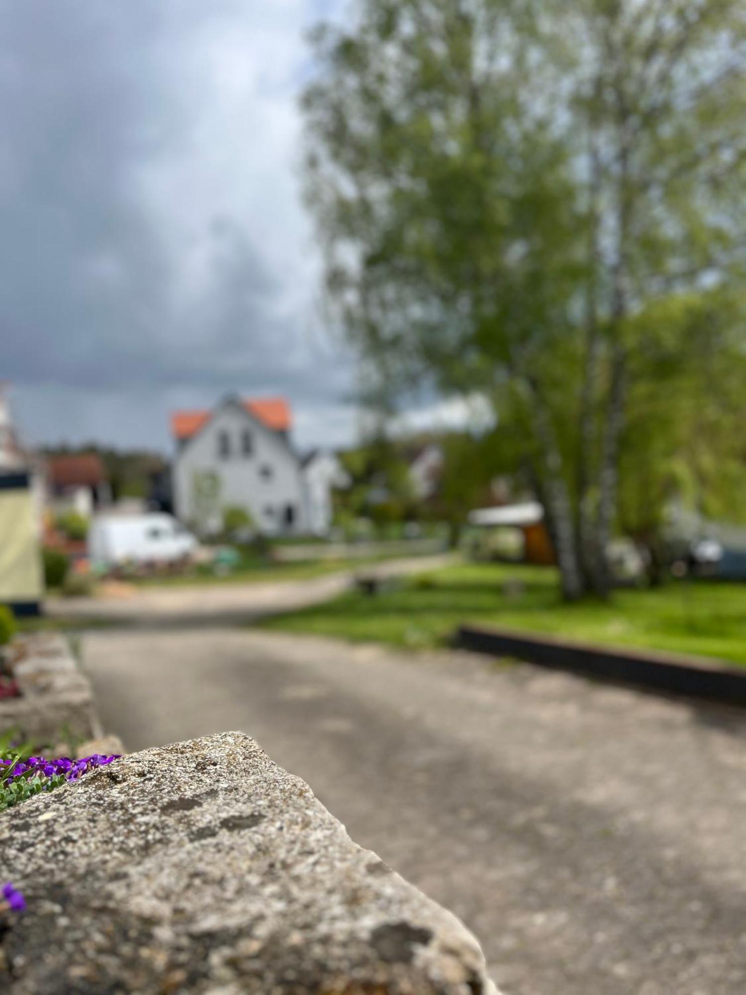 Fewo Haus Hutzelbuck In Idyllisch-Gruener Lage Naehe An Ansbach Dış mekan fotoğraf